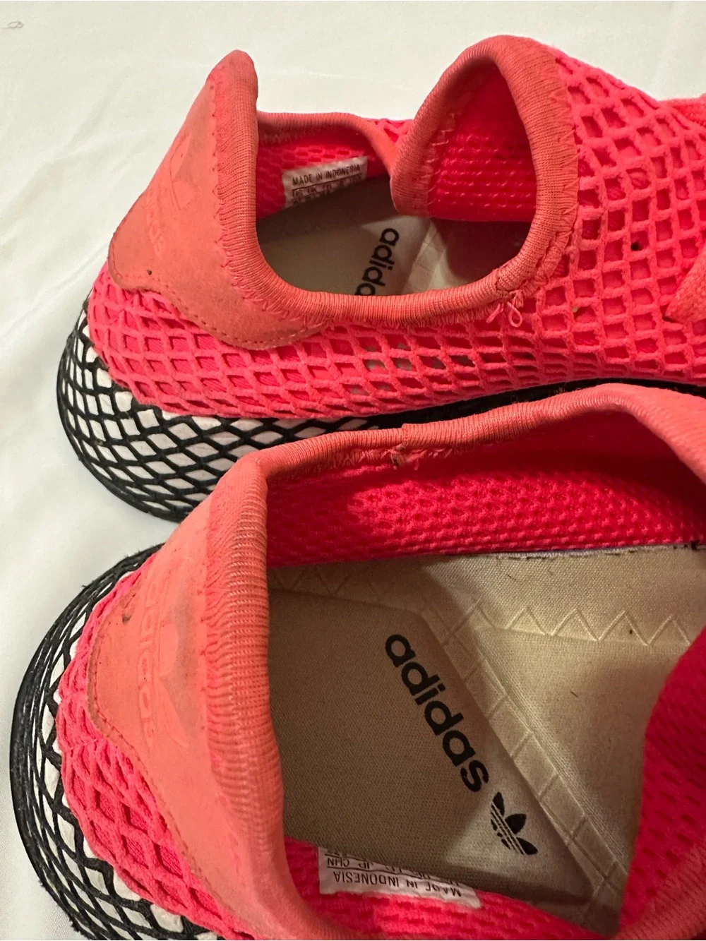 adidas Deerupt Runner Coral Pink Mesh Sneakers Women’s Size 10